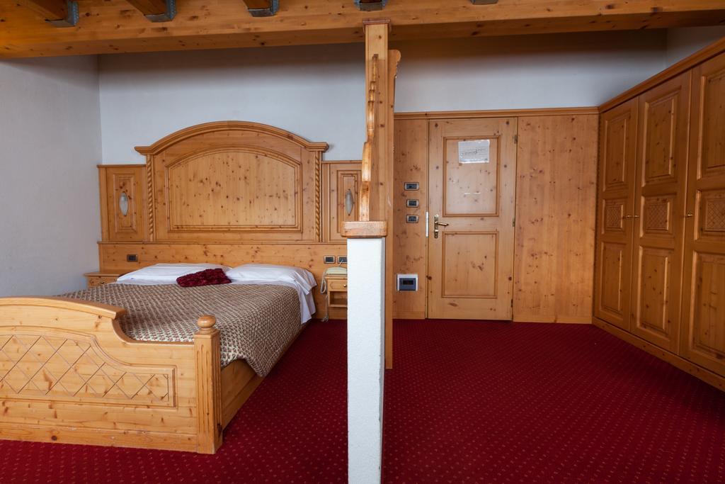 Sporting Hotel Passo del Tonale Exteriér fotografie